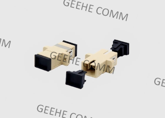 플랜지를 가진 단일 모드 단순한 색깔 베이지 SC UPC 광섬유 케이블 접합기