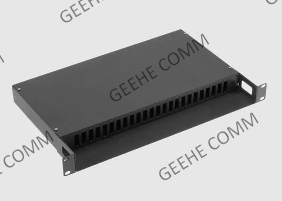 랙은 24 핵심 FC ODF 3U 광섬유 플러그반을 탑재했습니다