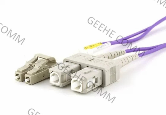 100 Gig LC-SC 쌍신회로 50/125 OM4 광섬유 패치 리드 다중 모드