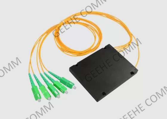 CATV / FTTH를 위한 SC / UPC 연결기와 1x4 PLC 분배기 ABS 박스 형상 섬유 광학 분배기