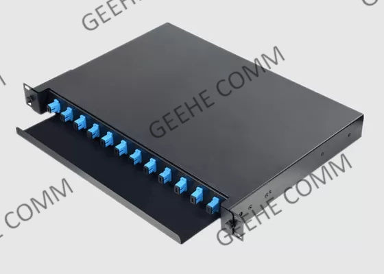 랙은 24 핵심 FC ODF 3U 광섬유 플러그반을 탑재했습니다