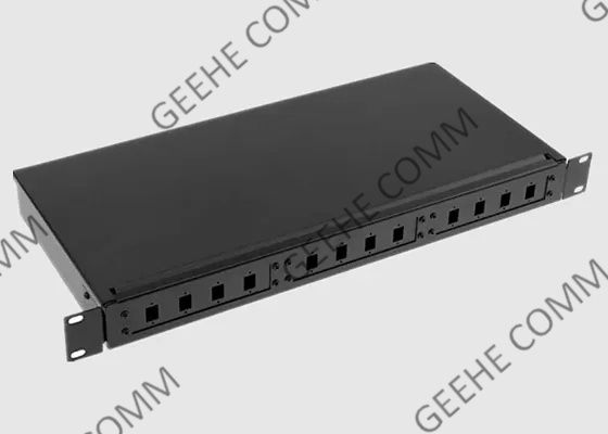 벽체는 19 인치 1U 24 공항 SC 광섬유 플러그반을 탑재합니다
