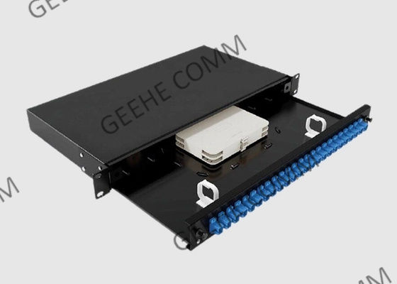 19 " 랙은 광섬유 플러그반 공항 SM 두 부분으로 된 어댑터들을 24명 탑재했습니다