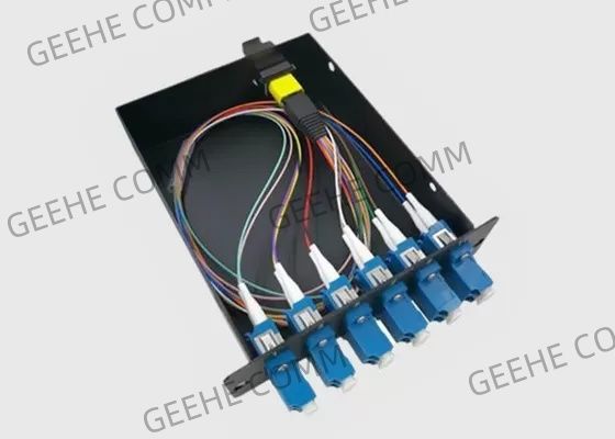 12개 섬유는 6 두 부분으로 된 LC 어댑터들 MTP / MPO 섬유 브레이크아웃 케이블 카세트를 미리 설치했습니다